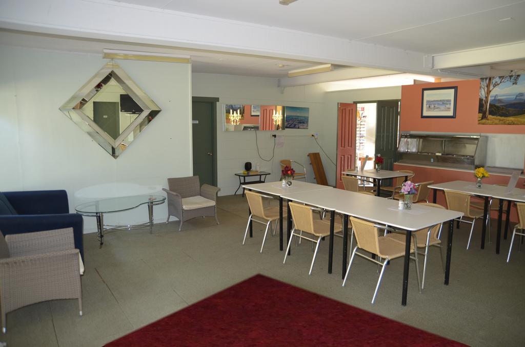 Beerwah Glasshouse Motel Εξωτερικό φωτογραφία