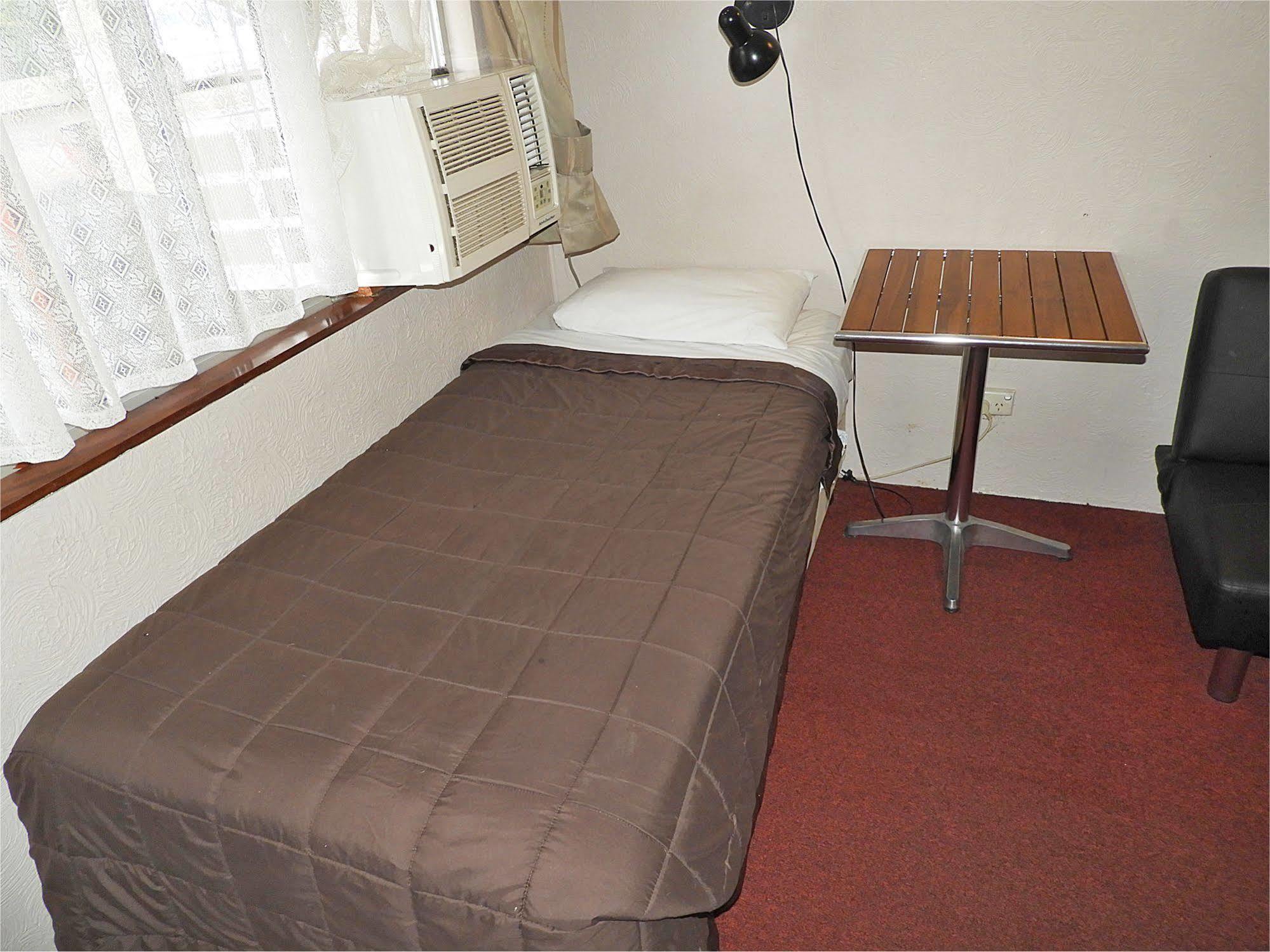 Beerwah Glasshouse Motel Εξωτερικό φωτογραφία