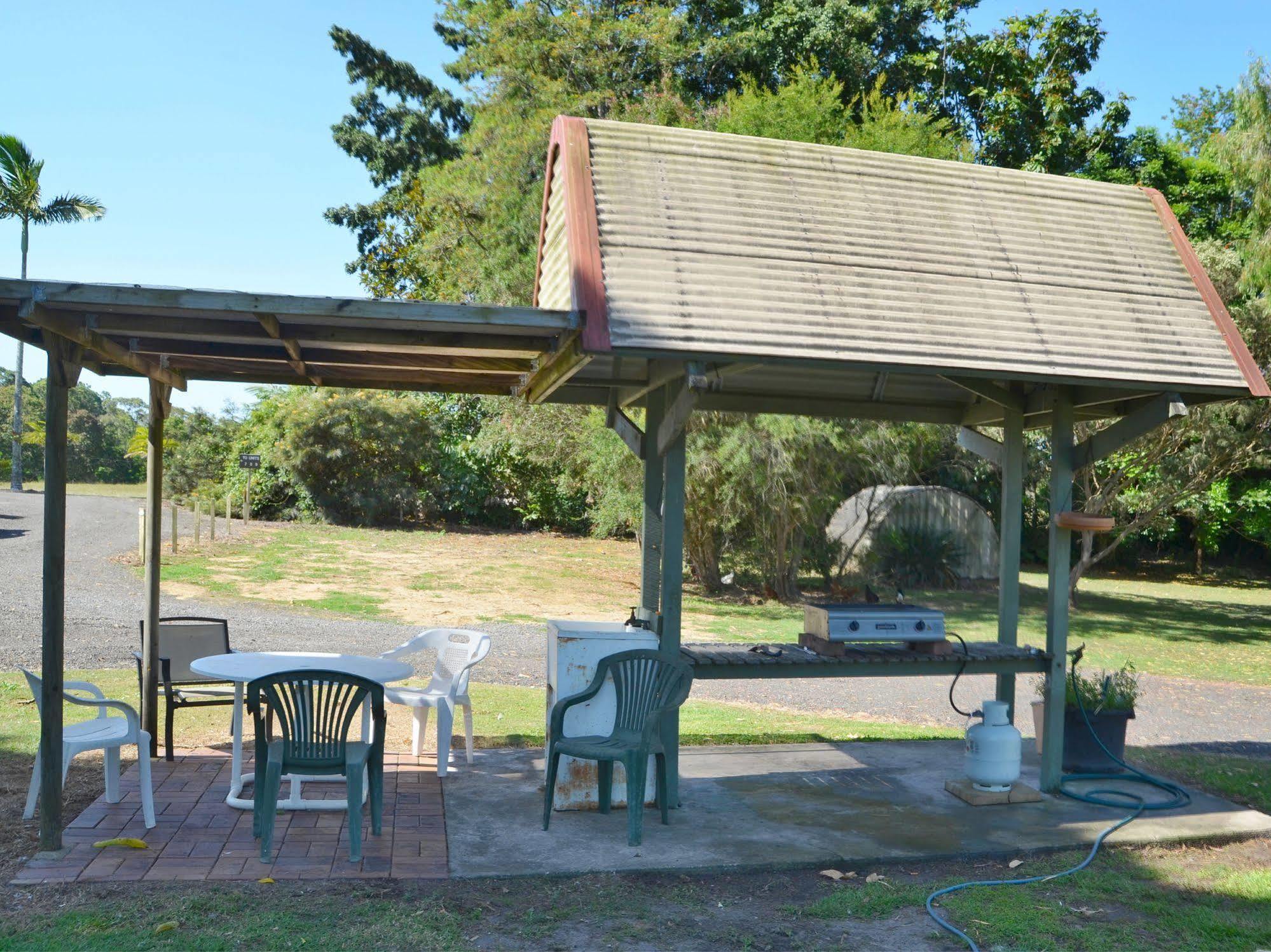Beerwah Glasshouse Motel Εξωτερικό φωτογραφία