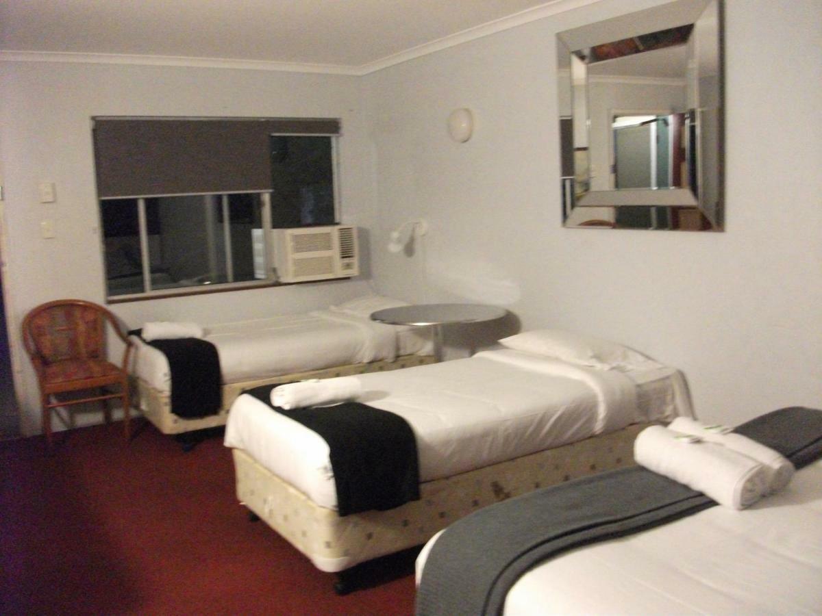 Beerwah Glasshouse Motel Εξωτερικό φωτογραφία
